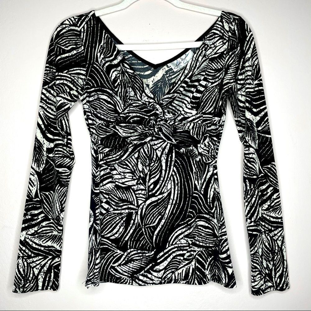 Linda Segal | VTG retro vneck‎ long sleeve blouse